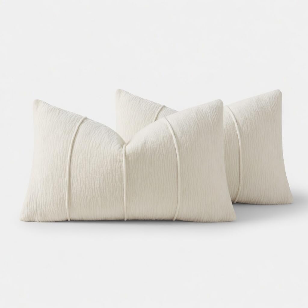 Ribbed Chenille Throw Pillow with Insert