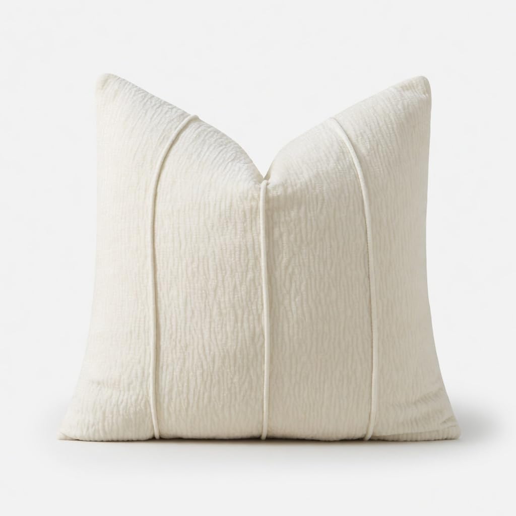 Ribbed Chenille Throw Pillow with Insert