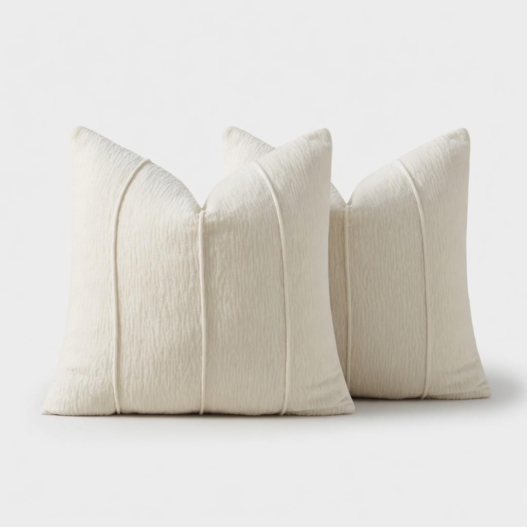 Ribbed Chenille Throw Pillow with Insert