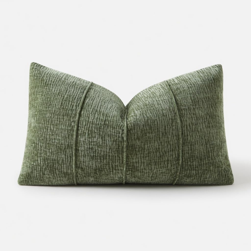 Ribbed Chenille Throw Pillow with Insert