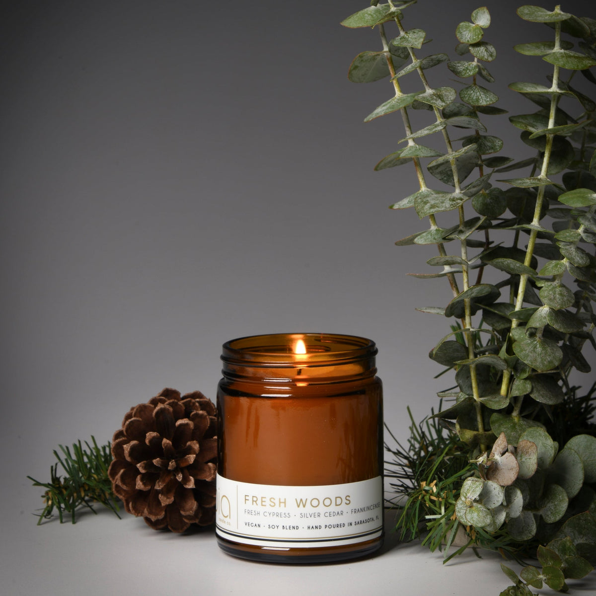 Fresh Woods Soy Candle (Pine, Balsam, Fir and Cedar)