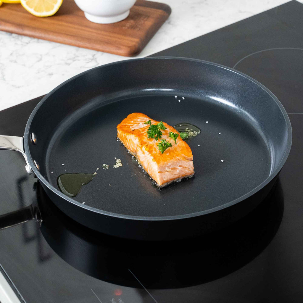 Alva Ceramic Nonstick Frying Pan