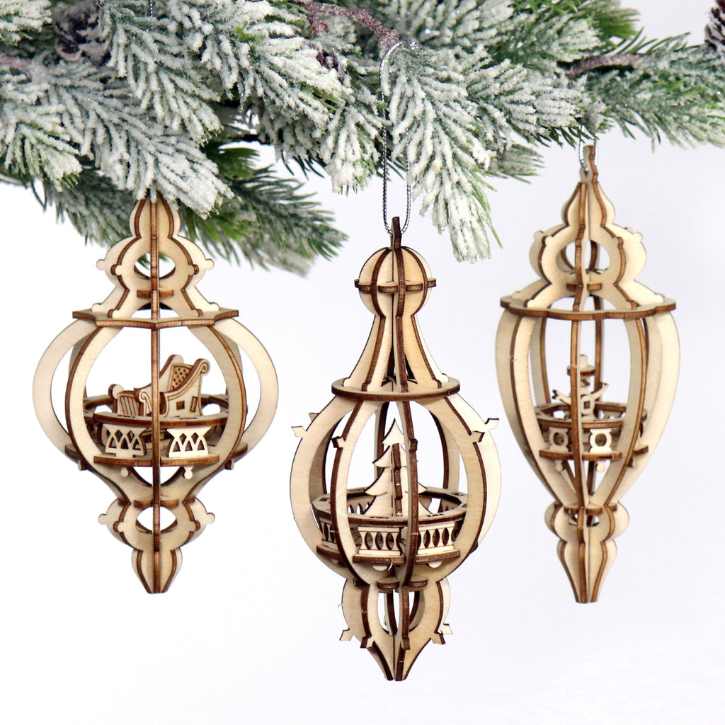 Happy Holidays Christmas Baubles