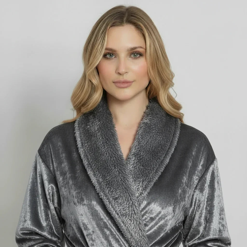 Women's Ultra Soft Plush Robe