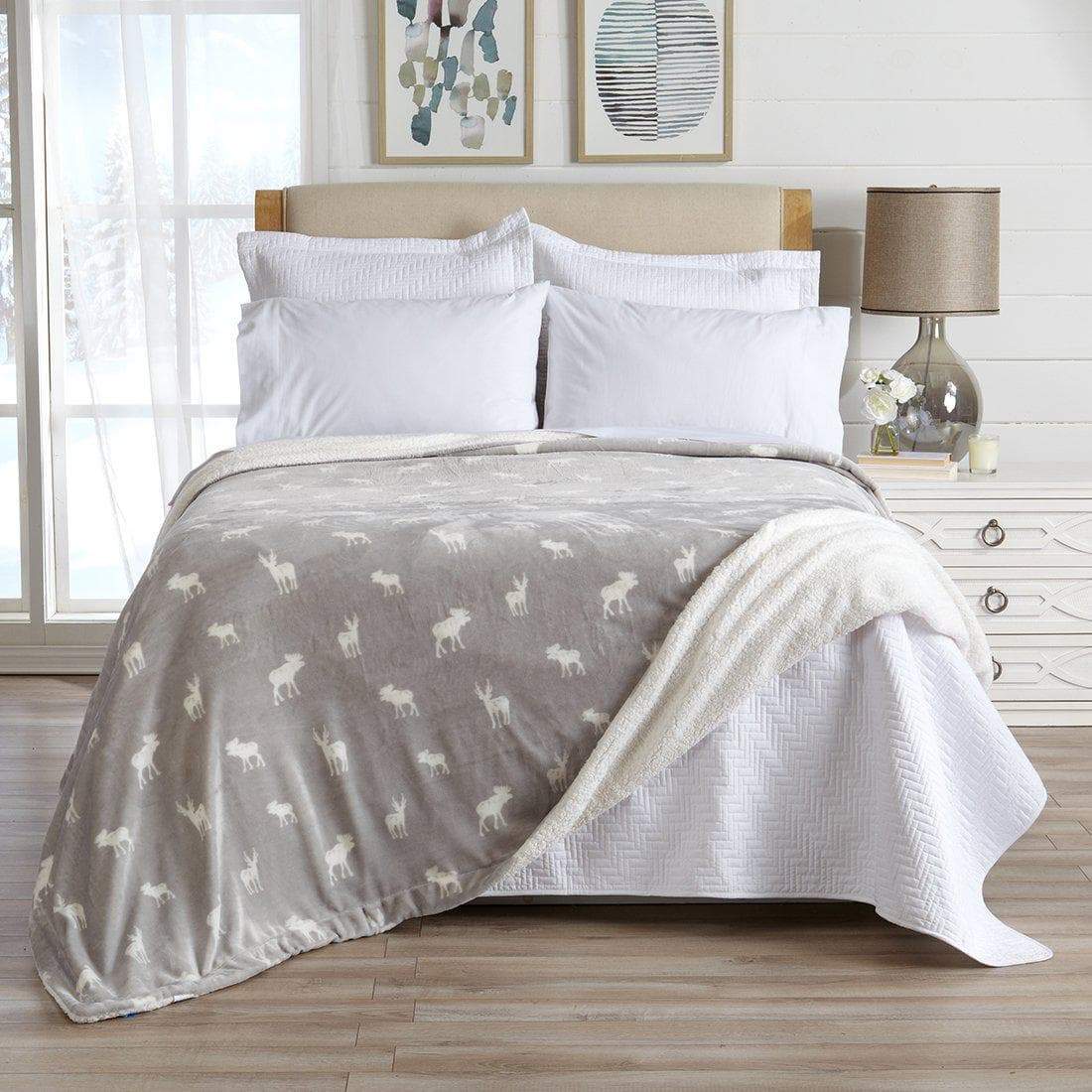Velvet Plush Sherpa Bed Blanket, Kinsley Collection