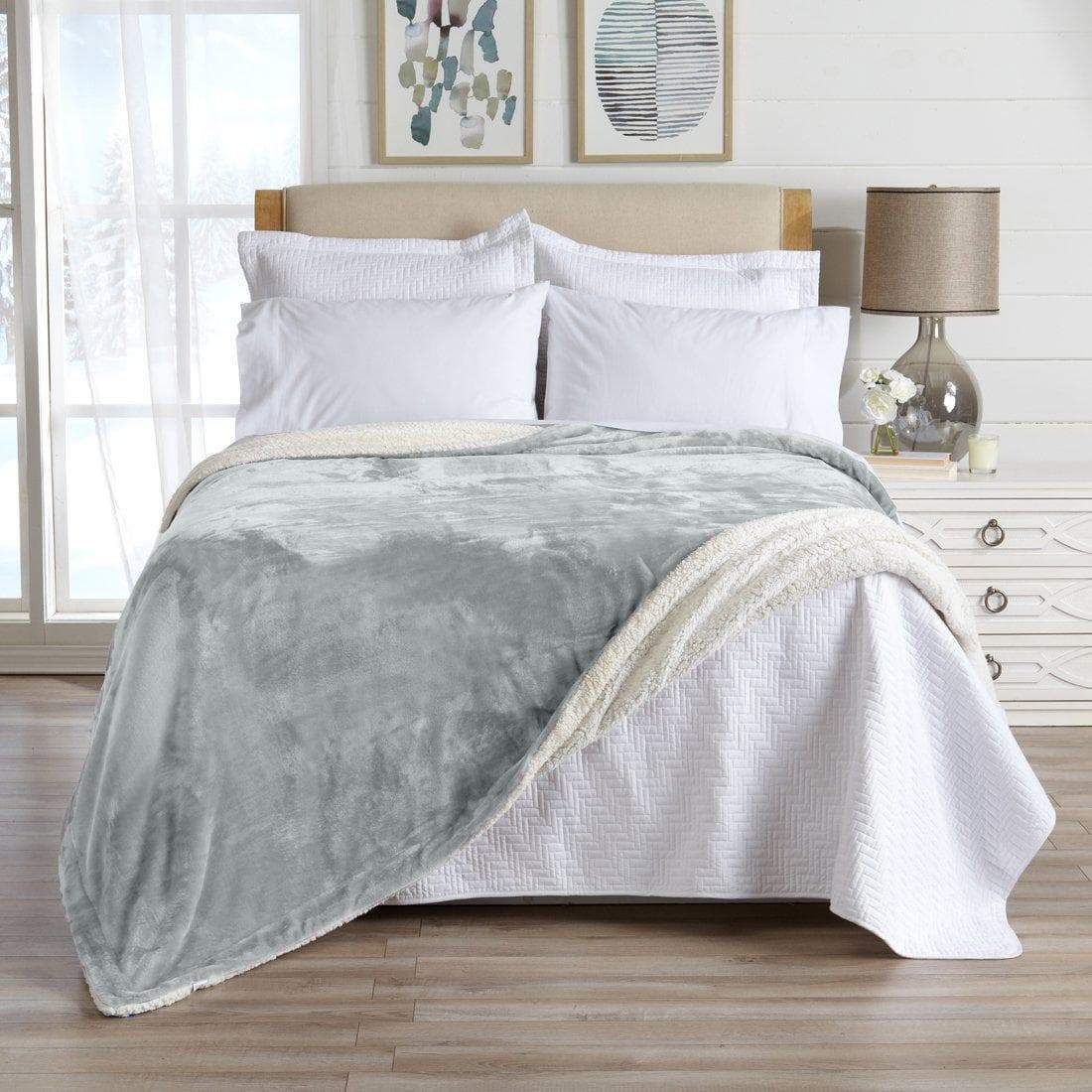 Velvet Plush Sherpa Bed Blanket, Kinsley Collection