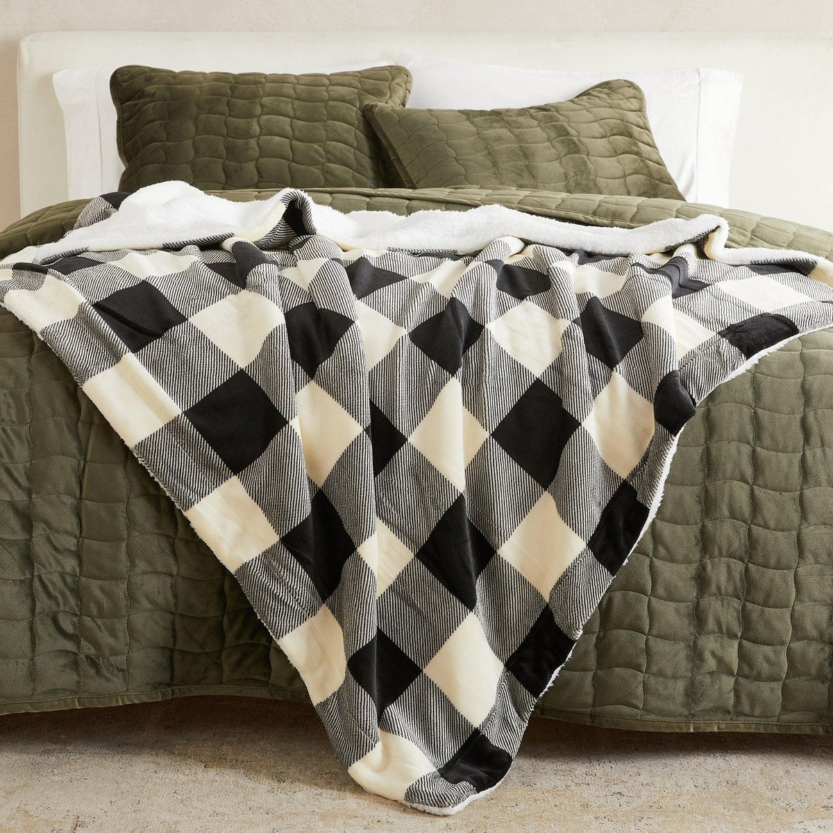 Velvet Plush Sherpa Bed Blanket, Kinsley Collection